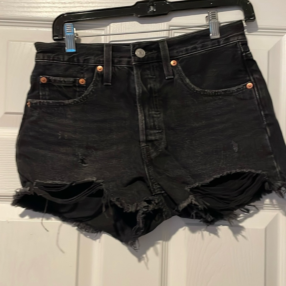 Levi’s 501 black denim shorts, size 26